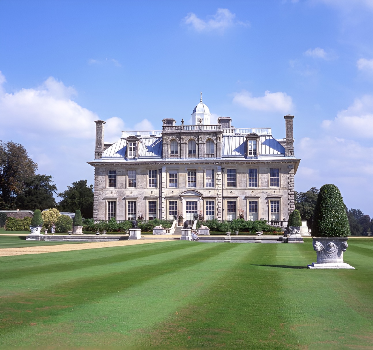 Kingston Lacy Wimborne Wedding Transport Canford Taxis Wimborne Wedding Taxi