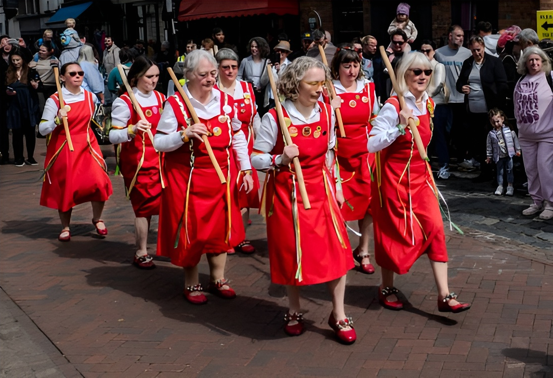 Wimborne Folk Festival Transport Multi Event Shuttles Canford Taxi Service (2)