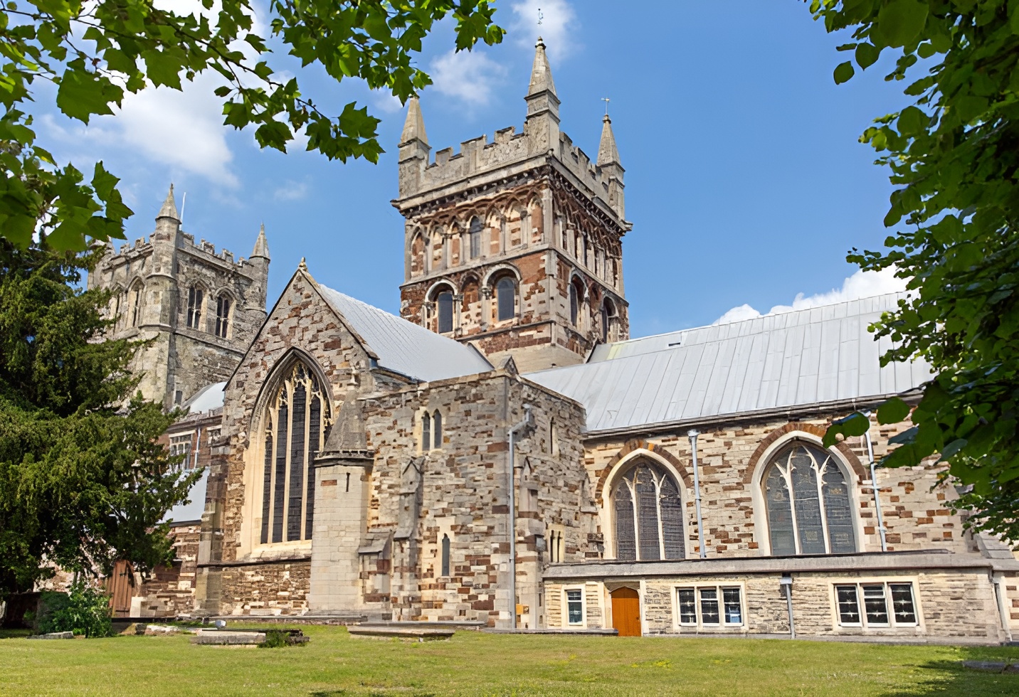 best local Wedding Taxi Merley House Wimborne Taxis